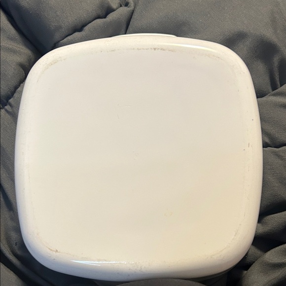 Corningware White Baking Dish with Blue Floral Design - Picture 4 of 5